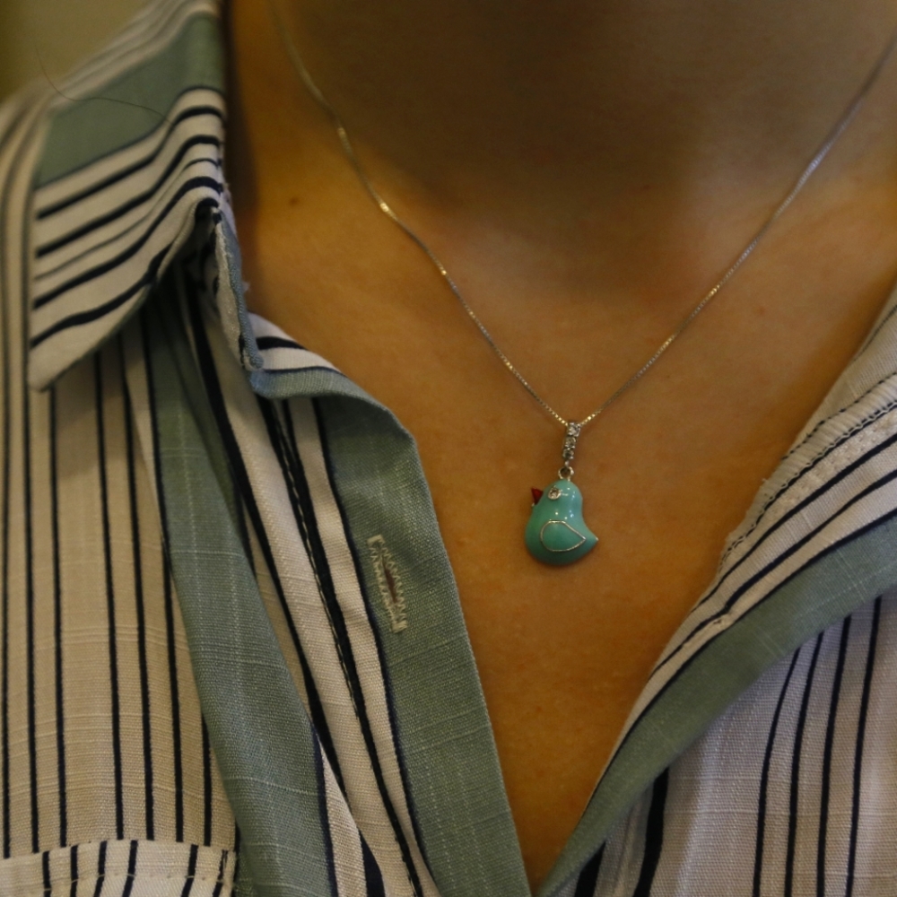 Silver/Enamel Birdy Pendant w/chain